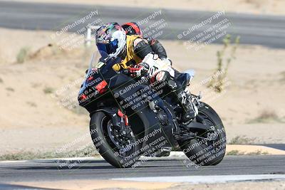 media/Nov-16-2025-Race Pace (Sun) [[8c5fa54630]]/Non Verified Riders (1st 20 Minutes)/2-Turn 10 (1010am)/